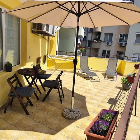 Art Apartment Kiril And Metodi Square Burgas by Eksteriør bilde