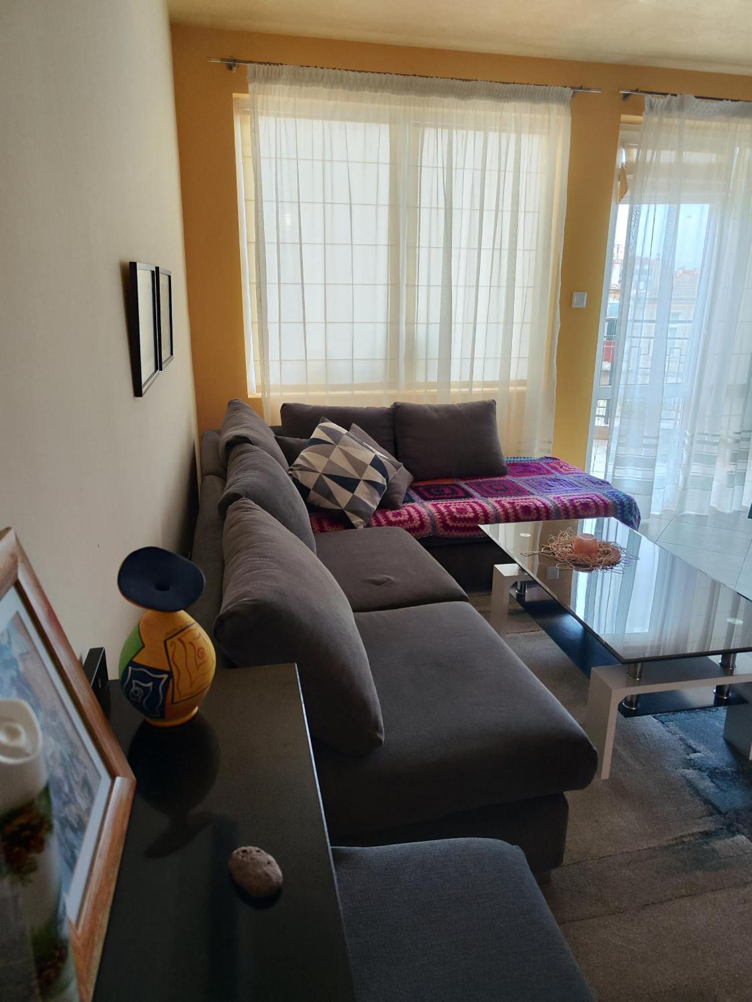 Art Apartment Kiril And Metodi Square Burgas by Rom bilde