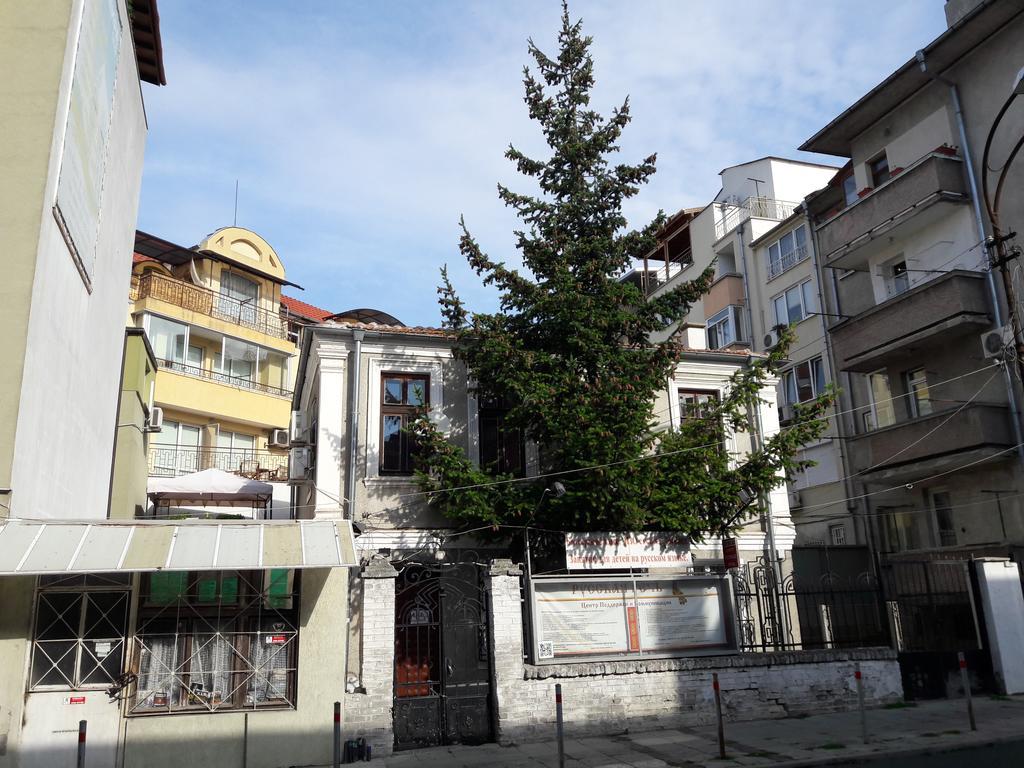 Art Apartment Kiril And Metodi Square Burgas by Eksteriør bilde